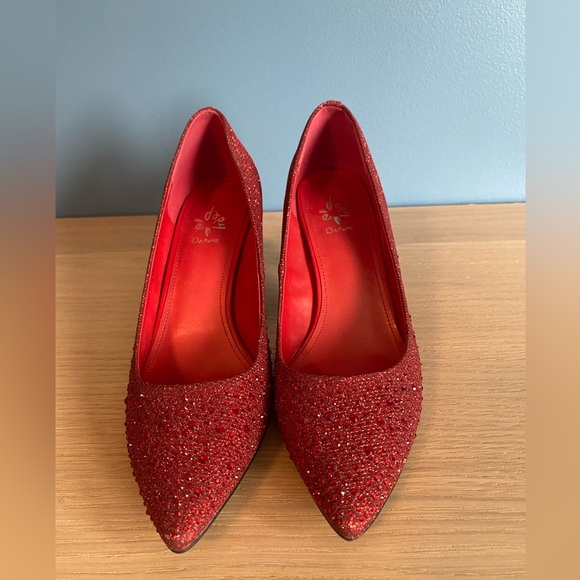 Red Sparkling High Heels (parties/events/anniversaries/casual/formal) - Picture 3 of 11